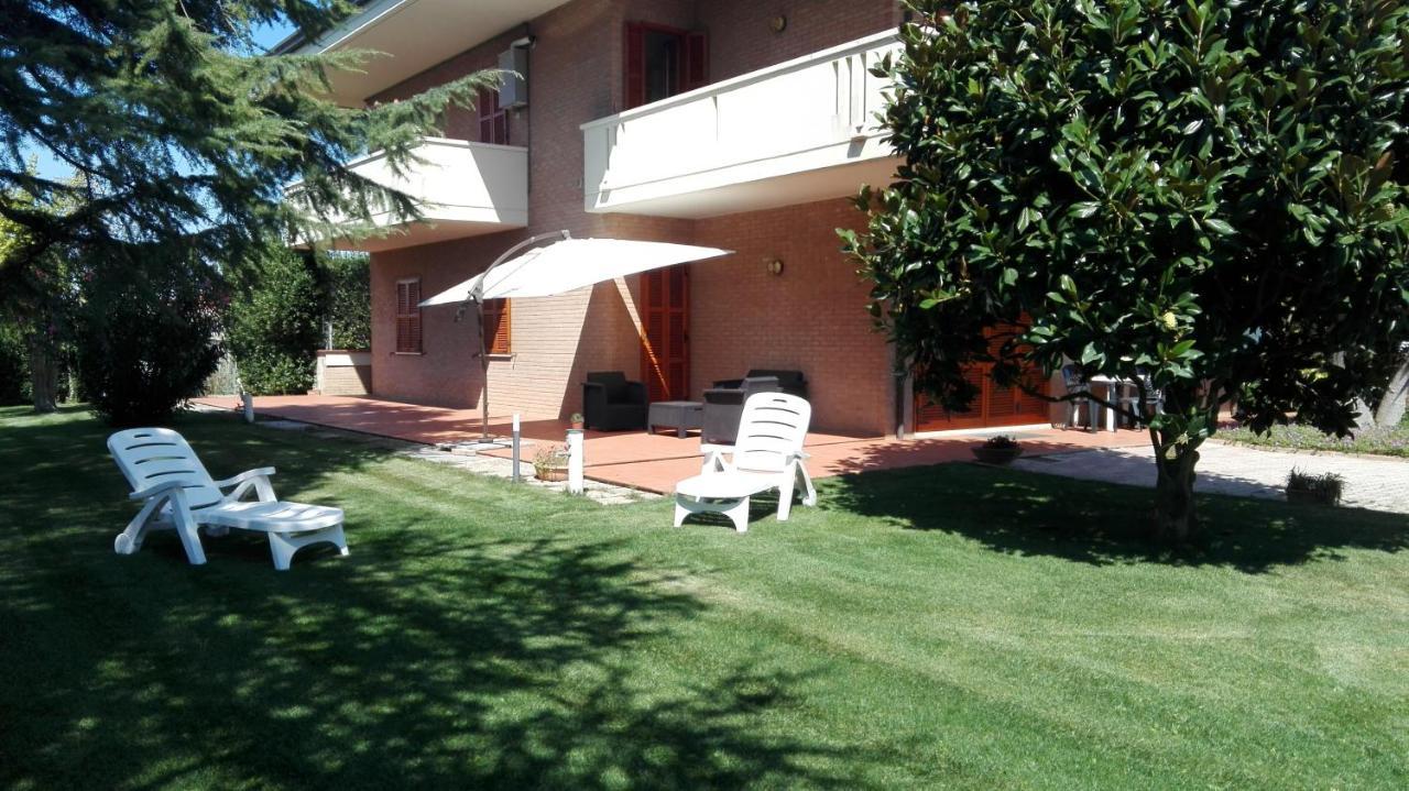Apartamento Country House Bike Friendly Famiglia Belleggia Porto SantʼElpidio Exterior foto